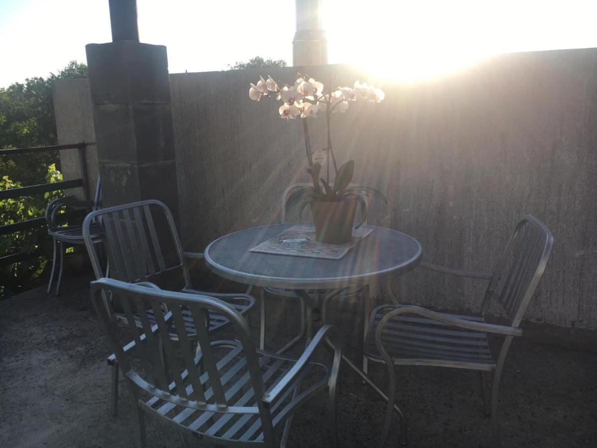 דירות Konjevrate Apartman Anita מראה חיצוני תמונה